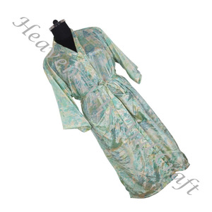KL004 Antique Floral Soie Vintage Sari Kimono Long-Style Veste Chaude Charme Look Style Bohème Vintage Sari Kimono Longue Veste - Product Image 1