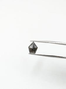 Cabujones de diamantes de sal y pimienta, joyas sueltas de diamantes facetados para hacer joyas, cabujones con forma de pentágono de diamantes naturales, venta al por mayor - Product Image 3