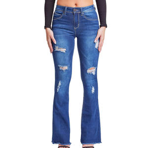 Pantalones Vaqueros de Mezclilla para Mujer, Estilo Recto, Anchos, con Dobladillo Deshilachado, Lavado a la Piedra, Color Azul Oscuro, con Cierre de Botones y Bolsillos Laterales - Product Image 3