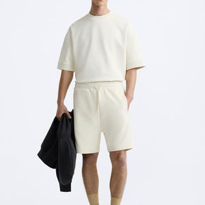 Conjunto de Dos Piezas de Algodón Transpirable al por Mayor para Hombre, Pantalones Cortos y Camiseta con Estampado Informal y Función de Secado Rápido para Verano, Hecho en Pakistán - Product Image 2