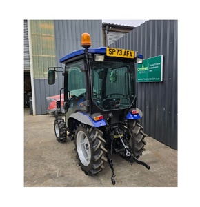 Compacto y confiable tractor agrícola Farmtrac FT26M con enganche de tres puntos de categoría 1 y sistema de dirección asistida en venta - Product Image 4