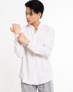 Venta al por mayor de camisas de poliéster personalizadas hechas en Vietnam, precios competitivos, opciones OEM y ODM, servicios de procesamiento de ropa de compresión - Product Image 2