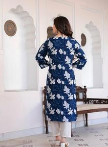 Ropa informal con estilo Floral para mujer estampado puro algodón recto azul Kurta para compra al por mayor - Product Image 4