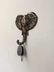 ตะขอแขวนผนังอลูมิเนียมหล่อสไตล์ร่วมสมัยพร้อมที่เก็บของที่ใช้งานได้สมบูรณ์แบบสำหรับอพาร์ทเมนต์ทันสมัยและบ้านไร่แบบชนบท - Product Image 6