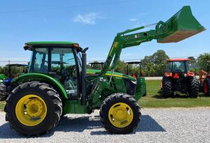 John Deere 5090E Quick ATTACH Loader & Bucket, 90 HP เครื่องยนต์ดีเซล, 4x4, 2รีโมทด้านหลัง, 540 PTO, รถแทรกเตอร์ - Product Image 5