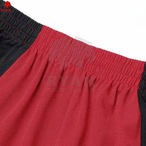 Uniformes de baloncesto de poliéster 100% de diseño personalizado de alta calidad, conjuntos transpirables, ropa de baloncesto cómoda y de gran oferta - Product Image 2