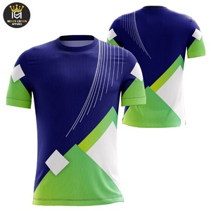 Maillot de football pour homme 100% polyester doux et confortable, à séchage rapide, personnalisable avec logo et nom, pour les fans de France - Product Image 1