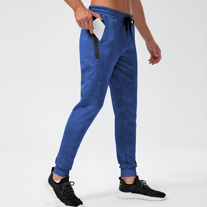 Pantalones de chándal de mezclilla informales para hombre Pantalones cargo acampanados apilados de cintura alta con logotipo personalizado Ropa de calle Patrón recto Tela de lona - Product Image 1