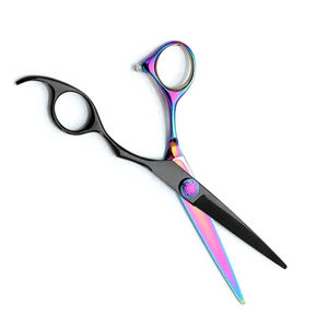 Tijeras de Peluquería Profesionales de Primera Calidad, Recubiertas de Titanio y Negras, Tijeras de Corte de Pelo de 5.5 Pulgadas con Tornillo Ajustable de Acero Metálico - Product Image 4