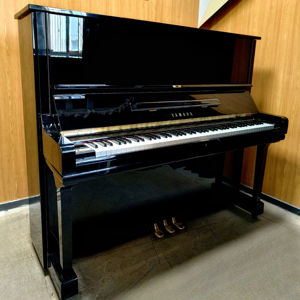 Piano droit Yamaha U3H importé, de haute qualité, professionnel, d'occasion, son clair, sensation solide, U3 88 touches 3038519 - Product Image 1