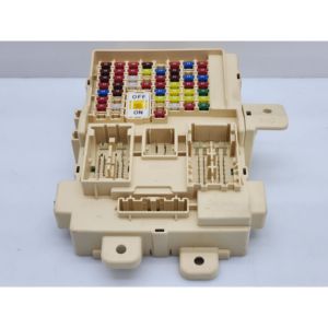 ชุดควบคุมกล่องฟิวส์ KIA Sportage รุ่น 91950D9590 เครื่องยนต์ดีเซล D4HA ปี 1995 (16>21) - Product Image 4