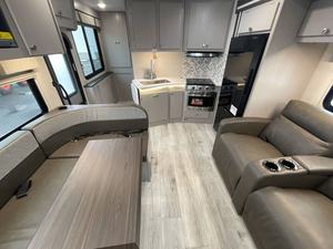 Vente en gros économique NOUVEAU 2025 Coachmen Freelander 29K-B-F - Product Image 6