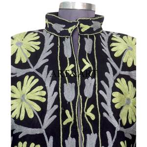 Chaqueta Boho de Alta Calidad para Mujer, Estilo Vintage, Bordado Suzani, Acolchada, 100% Algodón, Ecológica, Hecha a Mano, Tradicional, Precio Razonable - Product Image 3