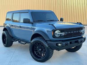 NOUVELLE ARRIVÉE ! ALERTE SPÉCIALE SUR NOTRE FORD BRONCO OUT TER BANKS 2023, AVEC CAPACITÉS TOUT-TERRAIN ET LIVRAISON GRATUITE OFFERTE - Product Image 4