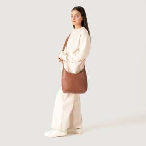 กระเป๋าโฮโบหนังแท้สเตฟานี บราวน์ - Product Image 2