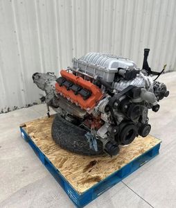 Motor V8 de Alto Rendimiento, Nuevo y Usado, 6.0L, Refrigerado por Agua, Arranque Eléctrico, Multicilíndrico, 70HP, Motor de Maquinaria de Alto Rendimiento - Product Image 3