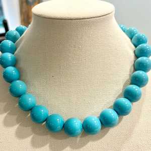 MN EXPORTS Collier en résine fait à la main pour femmes Élégant de haute qualité Ange et amour Design Bijoux artistiques à la mode - Product Image 5