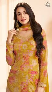 Vente en gros de vêtements indiens et pakistanais de la collection Salwar Kameez avec broderie chinoise et impression numérique de qualité supérieure - Product Image 5