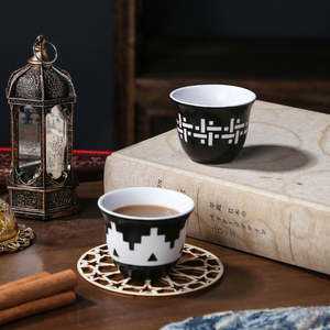 Pots et tasses rustiques arabes, soucoupes à thé en céramique artisanales, collection de poterie de style rustique - Product Image 5