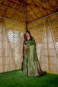 Fabzone unstitched Brocade blouse วัสดุผ้าไหม Saree - Product Image 2