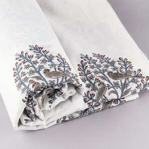 มอสและป่าสีเขียว, แคโรไลนาสีฟ้า