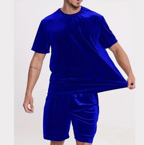 Ensemble de survêtement d'été en velours noir de haute qualité pour hommes – T-shirt et short assortis en velours pour le sport - Product Image 5