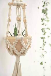 Jardinière en corde macramé simple pour une décoration intérieure minimaliste, améliorant l'arrangement des plantes d'intérieur propre et calme - Product Image 6