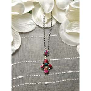 Collier Larry Kaye Mohave en turquoise et argent sterling avec motifs classiques de fleurs, d'ancres et de chiffres, perles et chaînes, idéal pour un cadeau - Product Image 1