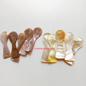 Mini cuchara de concha de Caviar bonita, 6cm, Color amarillo y marrón, para restaurante - Product Image 1