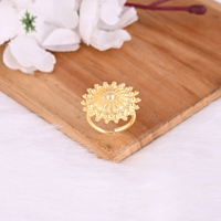 Anneau en laiton simple à la mode, prix de gros, vente chaude, plaqué or, anneaux simples pour femmes, anneau floral réglable, cadeau pour un usage décontracté