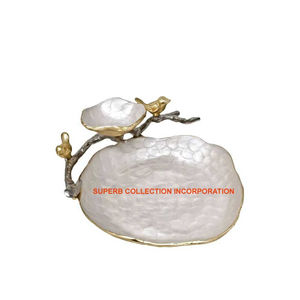 Stylish <b>Serving</b> <b>Bowl</b> Superior Quality Metal Material Fruit <b>Serving</b> <b>Bowl</b> Dry Fruits <b>Serving</b> <b>Bowl</b> In Affordable Price - Product Image 2