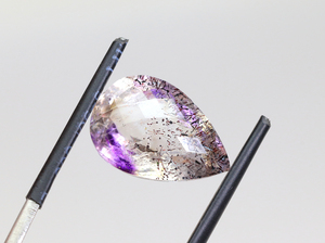 พลอยเลพิโดครอไซต์ซุปเปอร์เซเว่น เกรดท็อป ทรงลูกแพร์ เจียระไน ราคาขายส่ง - Product Image 4