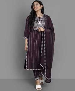 Ropa de fiesta Kurti India Precio más bajo al por mayor en prendas étnicas Nuevo diseño Manga regular Exclusivo Cuello de barco ApparelGarment - Product Image 5