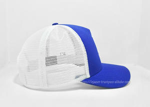 หมวกคนขับรถบรรทุกที่มีโครงสร้างสูงลายปักโลโก้3D ตามสั่งสไตล์กลางแจ้งที่หรูหราและโดดเด่นผลิตโดย injae Vina - Product Image 4