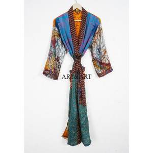 Robe de kimono japonaise vintage unique faite à la main en soie pour femmes, patchwork, longue, élégante, douce, vêtements de nuit respirants - Product Image 6