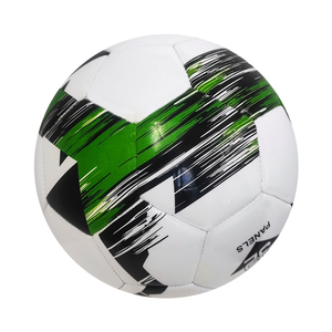 Balón de fútbol de PVC duradero de alta calidad, tamaño profesional 5, logotipo personalizable, EliteCraft, uso para adultos, entrenamiento, fútbol, estilo clásico - Product Image 2