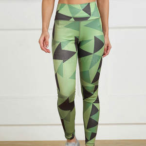 Leggings de yoga pour femmes de haute qualité à faible MOQ, motif uni, séchage rapide, respirants, taille élastique, longueur intégrale, légers, pour le fitness - Product Image 2