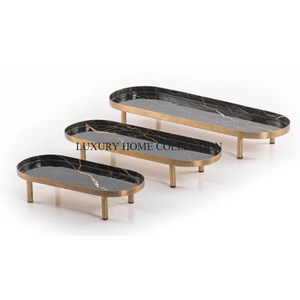 Grand plateau de service ovale en cuivre avec texture lisse et attrait antique idéal pour les services de thé traditionnels et les arrangements de dîner élégants - Product Image 1