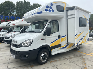 Grand espace, glissière I-VECO, transmission manuelle, Euro5, nouvelle coque en fibre de verre de luxe, camping-car/caravane pour 4-6 personnes - Product Image 1