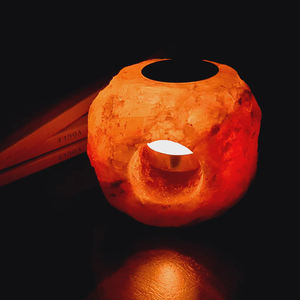 Lampe au sel rose de l'Himalaya de qualité supérieure avec socle en bois sculpté Article décoratif artisanal naturel Prix personnalisable - Product Image 3