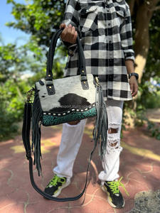 Nuevo bolso de cuero de piel de vaca con estampado en relieve a mano occidental Real, bolso elegante para mujer y bolso de mano de piel pintado a mano, Conjunto Combinado único - Product Image 6