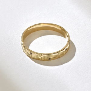 Anillo de Bodas Personalizado de Oro de 10K para Hombre con Engaste de Bisel, Estilo Industrial Moderno para Uso Diario y Regalos - Product Image 3