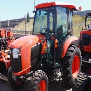 Durable Used Kubotas M7060 diesel agricultural tractor for farming plowing harrowing planting and general crop <b>cultivation</b> - Product Image 1