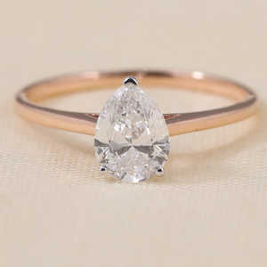 Bague de fiançailles solitaire en diamant de culture, taille poire, fabriquée à la main en Nouvelle-Zélande, en argent sterling/platine, clarté VS1 - Product Image 3