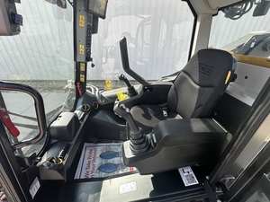 Chargeur compact sur chenilles JCB 270T haute performance 2025 - Product Image 5