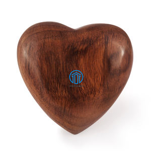 Urne en bois pour animaux de compagnie en forme de cœur, urne de crémation personnalisée pour cendres d'animaux domestiques, boîte à souvenirs fabriquée au Vietnam, vente en gros - Product Image 5