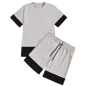 Ensembles de tenues de sport pour hommes Ensemble d'été court Chemises à manches courtes Shorts T-shirts et shorts de sport à impression personnalisée bicolore pour hommes - Product Image 1