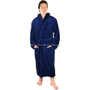 Robe de nuit de luxe en molleton de corail avec logo personnalisé, peignoir pelucheux, ceinture, robe de nuit de haute qualité pour hommes - Product Image 4