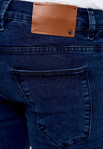 ผู้ผลิตกางเกงยีนส์แบบกำหนดเอง ออกแบบกางเกงยีนส์ทรงแบ็กกี้เคลือบแว็กซ์สีดำ กางเกงยีนส์ทรงขาบานสำหรับผู้ชาย กางเกงยีนส์เย็บตะเข็บพร้อมเชือกผูก - Product Image 2