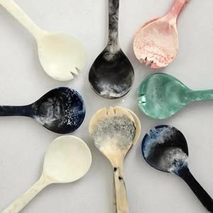 Juego de Cucharas de Resina Hechas a Mano de Primera Calidad, Ecológicas y Modernas, para Ensaladas y Servir, para Bodas, Cenas y Vajilla para el Hogar - Product Image 1